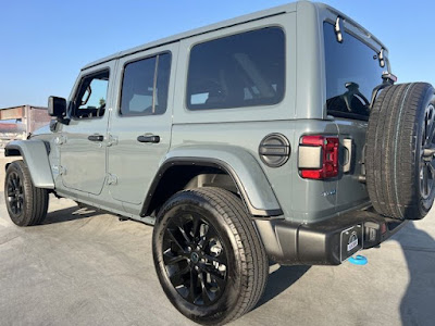 2024 Jeep Wrangler 4xe Sahara