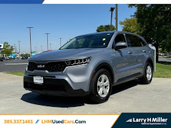 2022 Kia Sorento LX