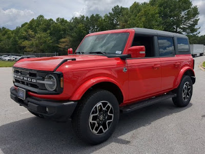 2024 Ford Bronco Outer Banks