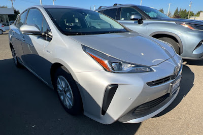 2020 Toyota Prius LE