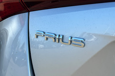 2020 Toyota Prius LE