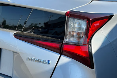 2020 Toyota Prius LE