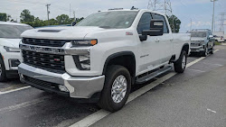 2023 Chevrolet Silverado 3500HD LT 4WD Crew Cab 172