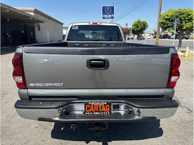 2006 Chevrolet Silverado 2500 HD Extended Cab LT Pickup 4D 8 ft