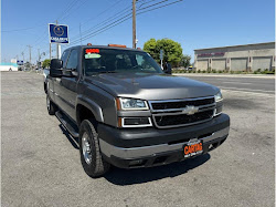 2006 Chevrolet Silverado 2500 HD Extended Cab LT Pickup 4D 8 ft