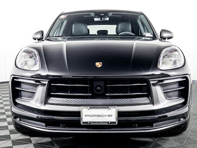 2024 Porsche Macan T