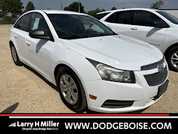 2013 Chevrolet Cruze LS AUTOMATIC!