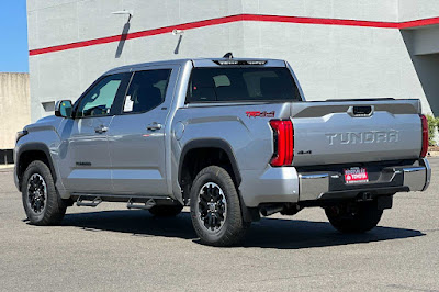 2024 Toyota Tundra SR5 CrewMax 5.5 Bed