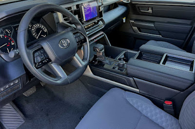 2024 Toyota Tundra SR5 CrewMax 5.5 Bed