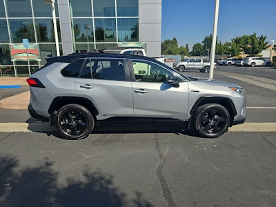 2019 Toyota RAV4 Hybrid XSE