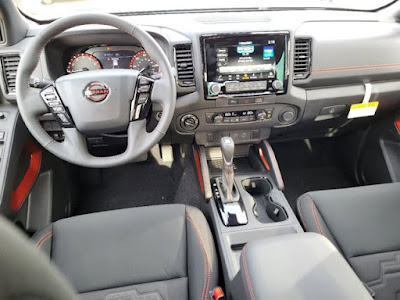 2024 Nissan Frontier Crew Cab 4x4 PRO-4X