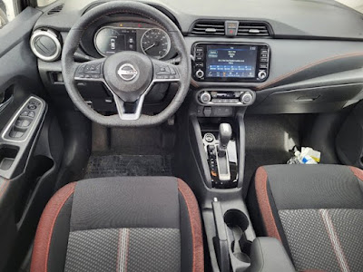 2024 Nissan Versa SR CVT