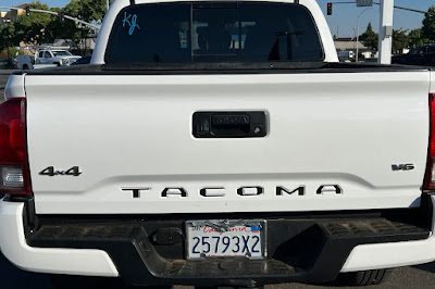 2020 Toyota Tacoma SR5 Double Cab 5 Bed V6 AT