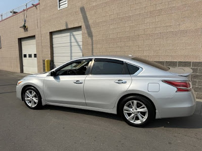 2015 Nissan Altima 2.5 SV AUTOMATIC!