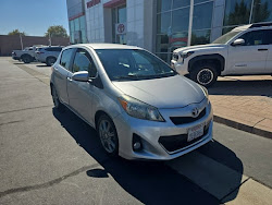 2012 Toyota Yaris SE