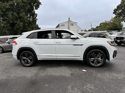 2021 Volkswagen Atlas Cross Sport 3.6L V6 SE w/Technology R-Line