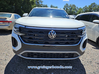 2024 Volkswagen Atlas Cross Sport 2.0T SE w/Technology