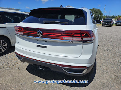 2024 Volkswagen Atlas Cross Sport 2.0T SE w/Technology