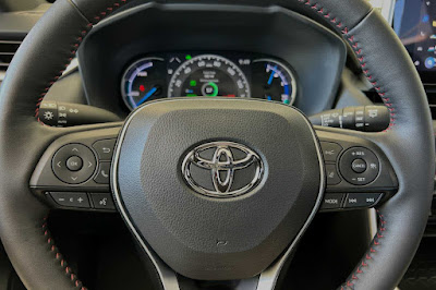 2024 Toyota RAV4 Prime SE