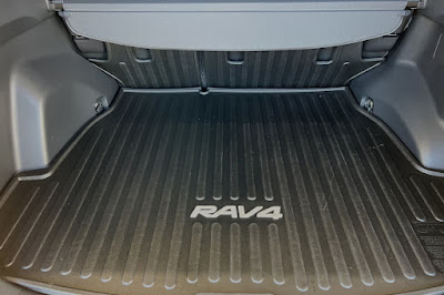 2024 Toyota RAV4 Prime SE