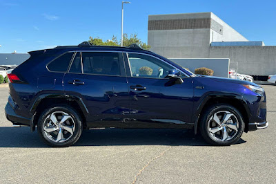 2024 Toyota RAV4 Prime SE