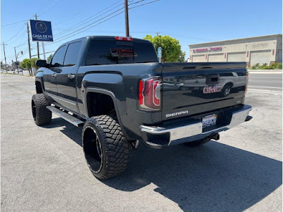 2018 GMC Sierra 1500 Crew Cab SLT Pickup 4D 5 3/4 ft