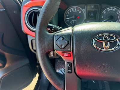 2020 Toyota Tacoma TRD Sport