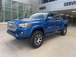 2016 Toyota Tacoma TRD Sport4WD Double Cab Short Bed V6 Aut