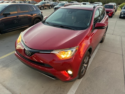 2017 Toyota RAV4 XLE