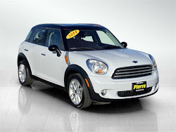 2014 MINI Cooper Countryman Base