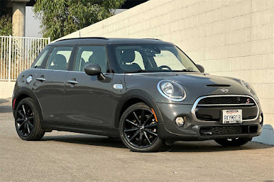 2019 MINI Cooper S Signature