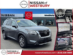 2023 Nissan Pathfinder SL