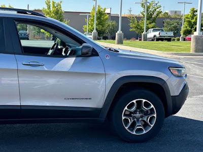 2020 Jeep Cherokee Trailhawk