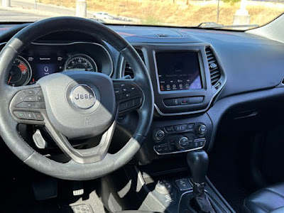 2020 Jeep Cherokee Trailhawk