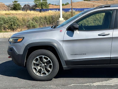 2020 Jeep Cherokee Trailhawk