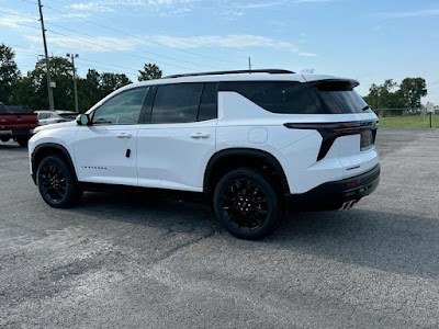 2024 Chevrolet Traverse FWD LT