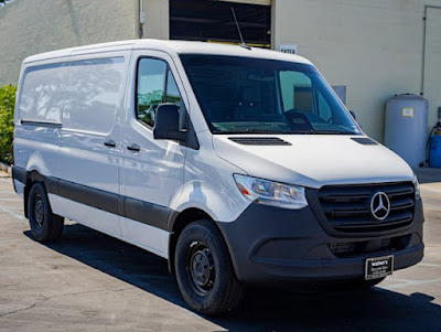 2025 Mercedes-Benz Sprinter Cargo Van