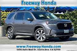 2025 Honda Pilot Touring