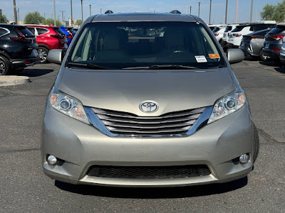 2015 Toyota Sienna XLE