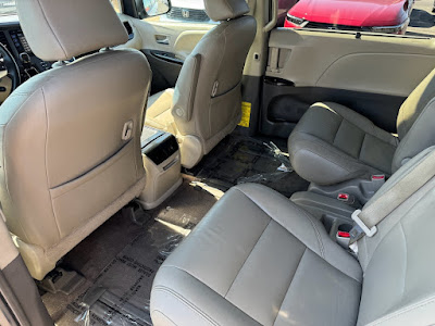 2015 Toyota Sienna XLE