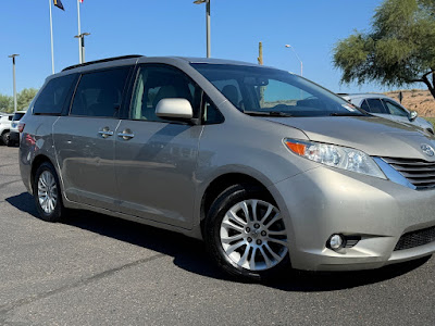 2015 Toyota Sienna XLE