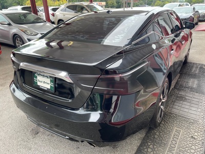 2016 Nissan MAXIMA