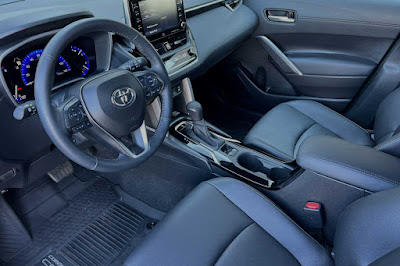 2022 Toyota Corolla Cross XLE