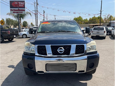 2006 Nissan Titan Crew Cab XE Pickup 4D 5 1/2 ft