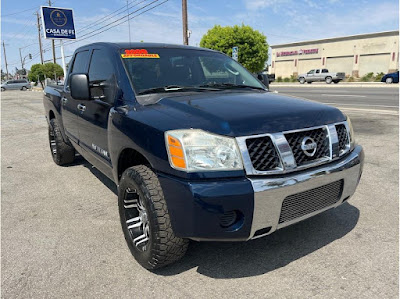 2006 Nissan Titan Crew Cab XE Pickup 4D 5 1/2 ft