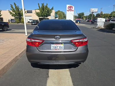 2016 Toyota Camry SE