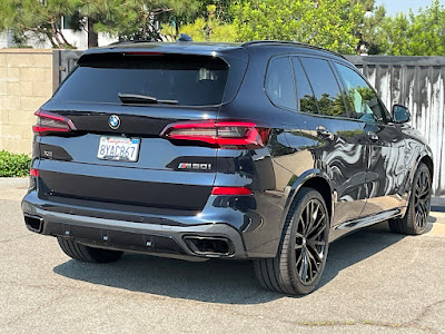 2022 BMW X5 M50i