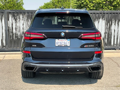 2022 BMW X5 M50i