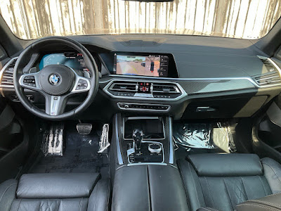 2022 BMW X5 M50i