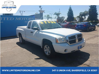 2007 Dodge Dakota Club Cab SLT Pickup 2D 6 1/2 ft